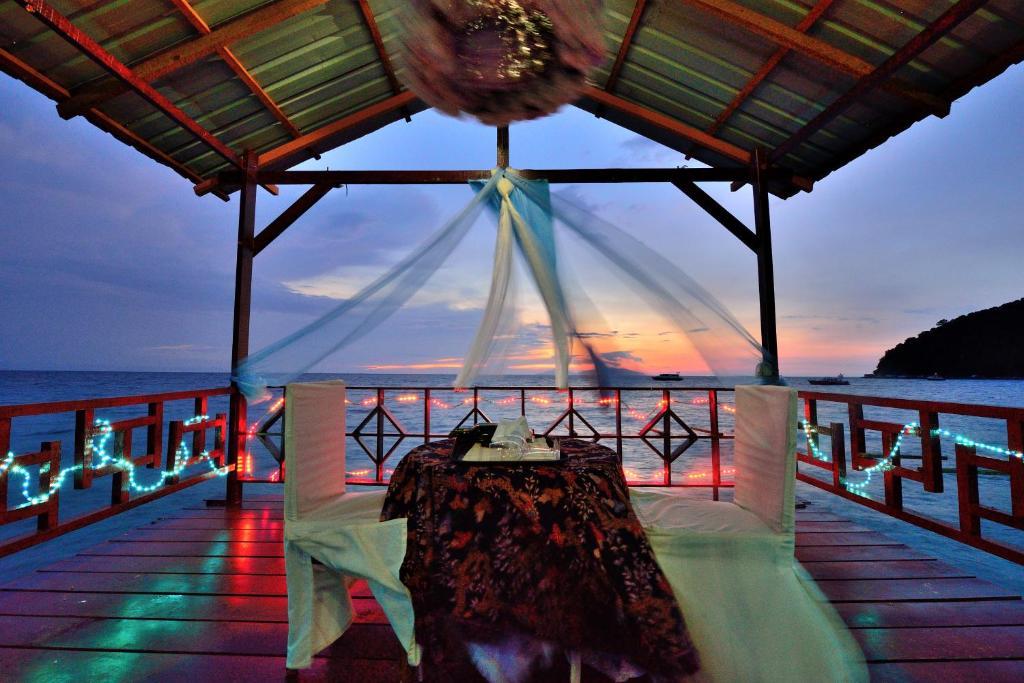 Sari Pacifica Resort & Spa, Lang Tengah Exterior foto